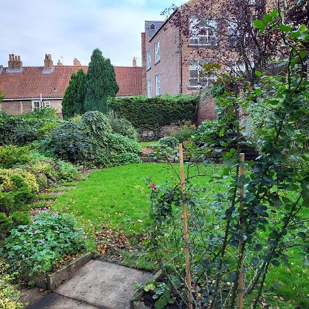 Ferienwohnung York Minster Garden Exterior foto
