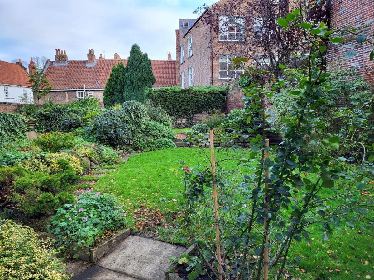 Ferienwohnung York Minster Garden Exterior foto