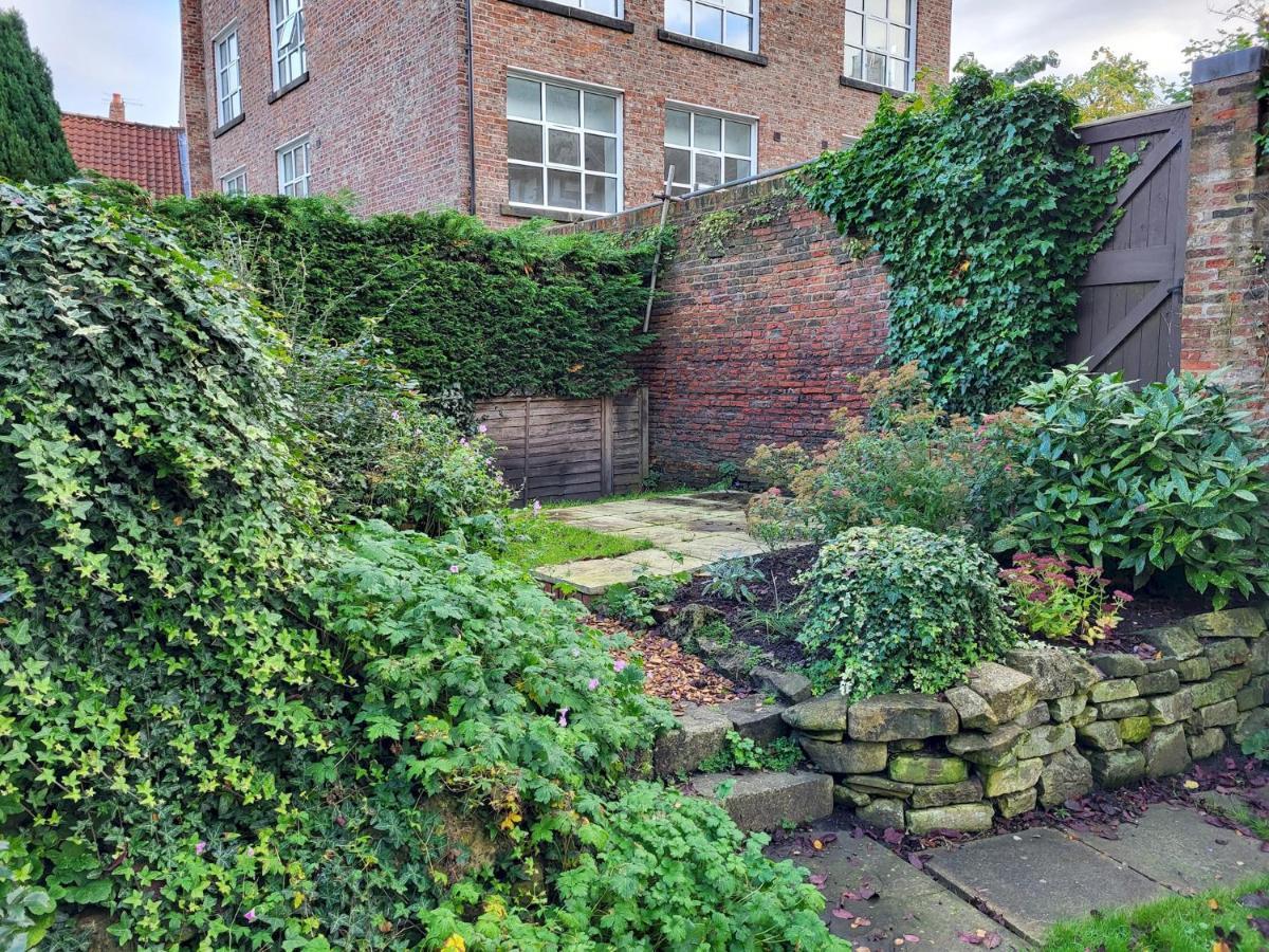 Ferienwohnung York Minster Garden Exterior foto